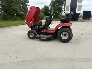 Zitmaaier, Troy-bilt, TB 2142 hydrostatic