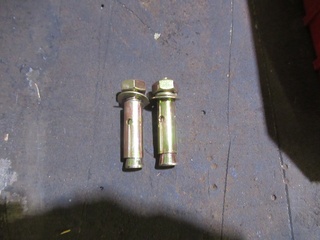 Ca. 48x Keilbouten