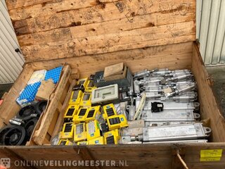 Grote partij FESTO pneumatische cilinders