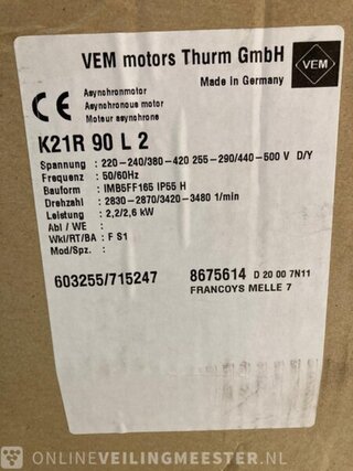 Pallet met elektromotoren