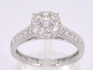 Witgouden entourage ring met briljant geslepen diamanten 1.00 carat