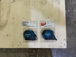 2x Meetbanden Makita, P-72986