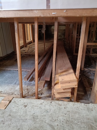Partij diverse soorten hout