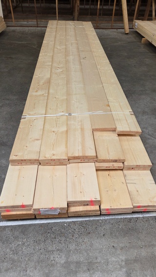 Ca. 42x Vuren planken