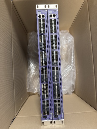2x 48-poorts 10G aggregation switch (Core), Extreme Networks Summit, X