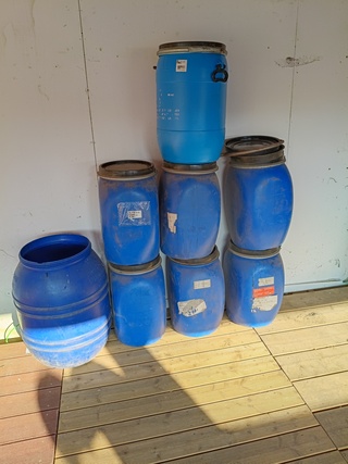 8x Kunststof vaten