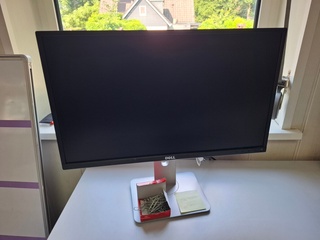Computer met 2x monitor Fujitsu, DT8-D3061 Core i3
