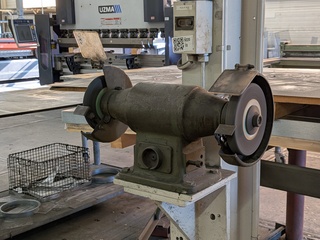 Werkbankslijpinrichting
