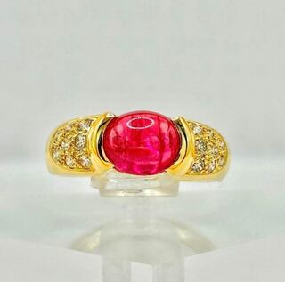 Cabochon Robijnen 1.96ct Dames Ring – 18kt Goud