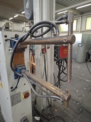 Staande puntlasmachine Costruzioni, ZT28