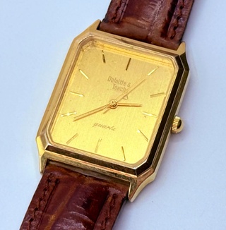 Deloitte & Touche goudkleurig tank horloge