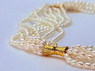 Zoetwater parel collier ”Rice Beads” Tokyo Ginza District