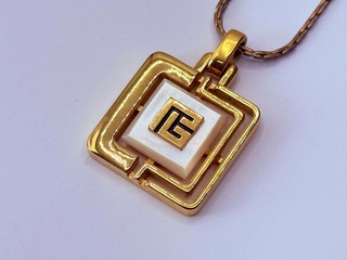 Pierre Balmain two tone goldplated pendant collier