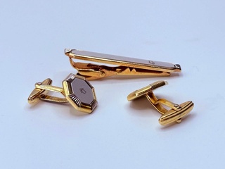Christian Dior goldplated manchetknopen + tie-pin/stropdashouder