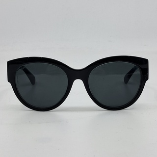 Zonnebril, Chanel