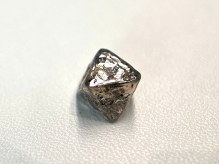 Diamant – 4.97 carat natuurlijke ruwe diamant – oktaeder vorm