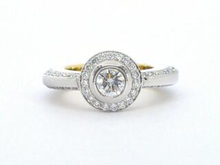 Bi-colour design ring met 100 natuurlijke diamanten