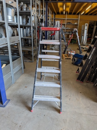 Werktrap Altrex, 2x 5 treeds met bordes