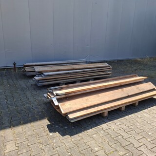 Partij steigerplanken