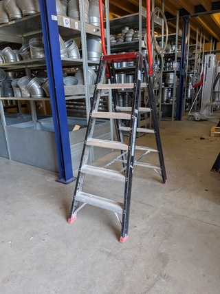 Werktrap Altrex, 2x 5 treeds met bordes