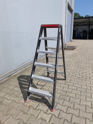 Werktrap Altrex, 2x 5 treeds met bordes