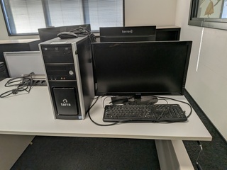 Computer met monitor, Terra, Intel core i5