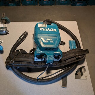 Accu rugstofzuiger Makita, DVC265, bouwjaar 2023