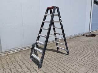 Werktrap Altrex, 2x 7 treeds met bordes