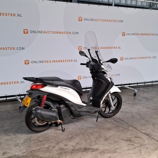 Motorscooter, Piaggio, Medley 125, 2022