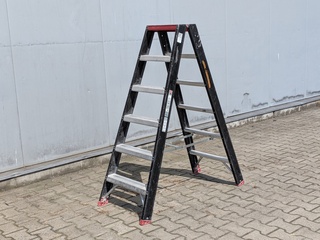 Werktrap Altrex, 2x 5 treeds met bordes