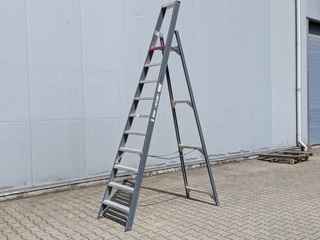 Werktrap Altrex, 9 treeds met bordes