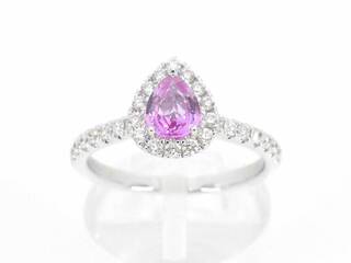 Witgouden entourage ring met een roze saffier