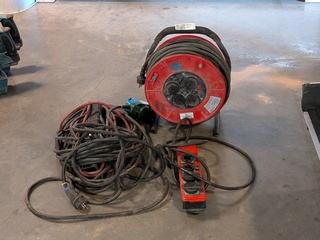 Kabelhaspel met diverse verlengkabels, 230V