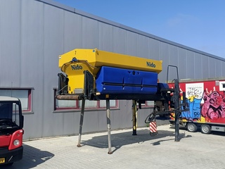 Zoutstrooier 6.0M³, Nido – Schmidt, Stratos B60-42 PCLN-700, 2008