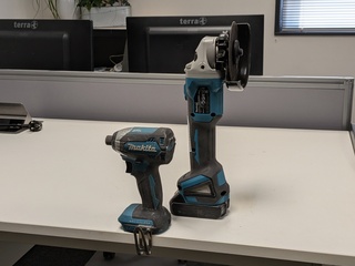 Accu haakse slijper met slagschroevendraaier Makita, DGA504 | DTD153,