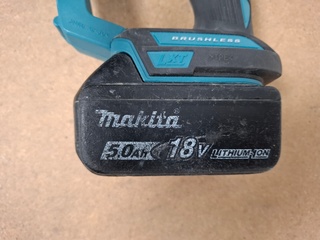 Accu draadeindschaar Makita, DSC102, bouwjaar 2025
