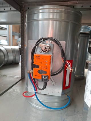 2x Regelklep Belimo, LMV-D3-MP, NM230A