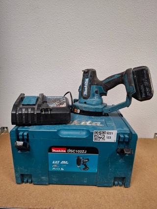Accu draadeindschaar Makita, DSC102, bouwjaar 2023