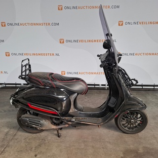 Snorscooter, Piaggio, Vespa Sprint 50, 2021