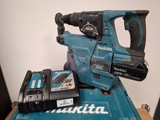 Accu klopboormachine met stofafzuiging Makita, DHR242 | DX06, bouwjaar