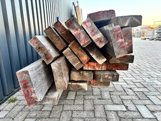 Ca. 21x Houten gordingen