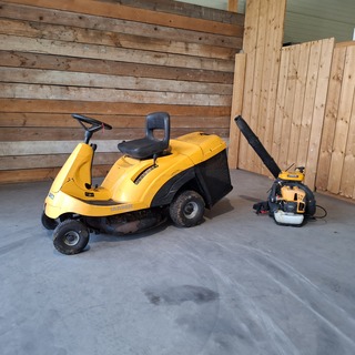 Zitmaaier en bladblazer, Stiga, Garden Combi HST en SBP 375, 2005