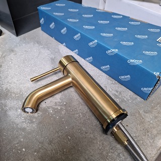 Wastafelkraan, Grohe, Essence New, goud geborsteld