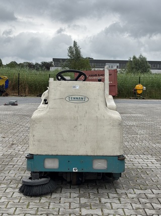 Veegmachine, Tennant, 6200, 2002