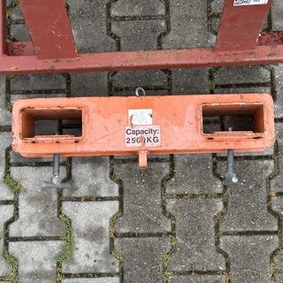 Hijsbok en 1x verrijdbare bok