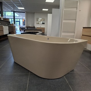 Ligbad, Xenz, Milan, zandmat