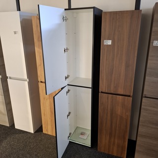 Hoge kast, HR Badmeubelen, mat zwart