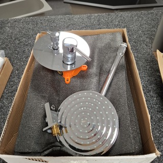 Regendoucheset, inbouw, chroom
