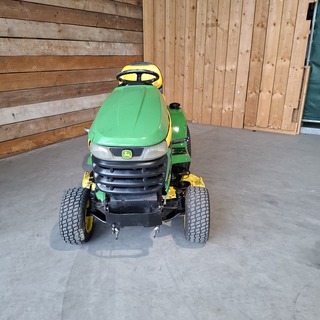 Zitmaaier, John Deere, X320, 2006