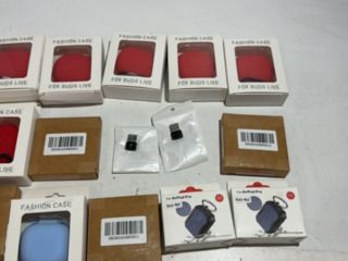 Partij telefoon- en laptopaccessoires, 22 stuks